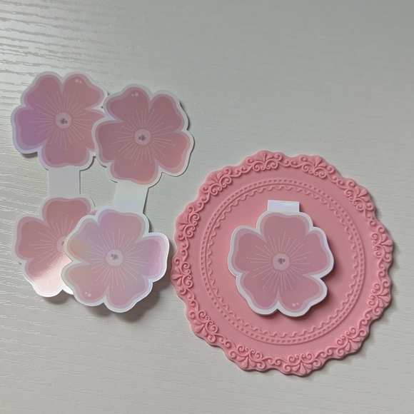 Magnetic Bookmark Holographic Flower Handmade Bookish Booklover - Picture 3 of 5